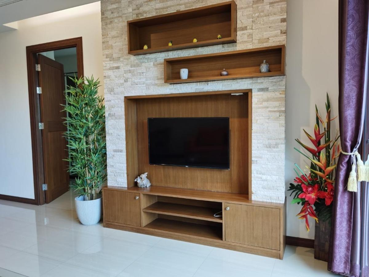 City Aparthotel 2*